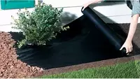 Спанбонд (укрывной материал) для цветника (мульча)