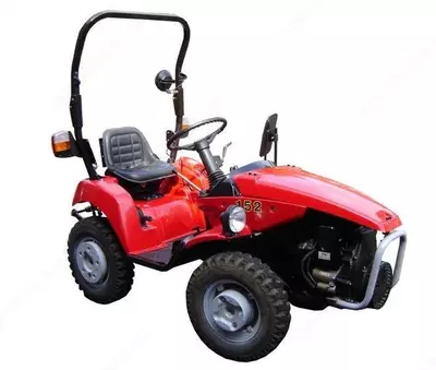 Mini-traktor «Беларусь 152»