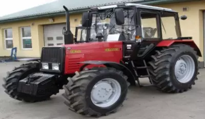 Belarus 892.2 Traktor