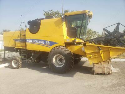 New Holland TC5.30 g`alla o`rish kombayni