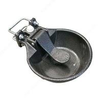 Qoramollar suv ichish uchun mo'ljallangan idishlar