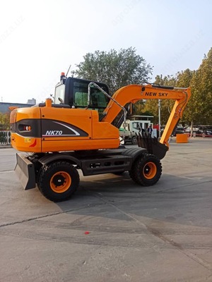 Мини колёсный экскаватор NK70