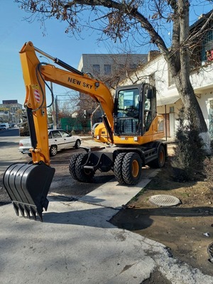 Мини колёсный экскаватор NK70