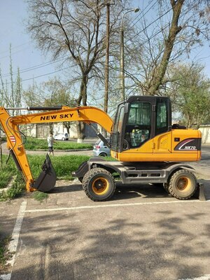 Мини колёсный экскаватор NK70