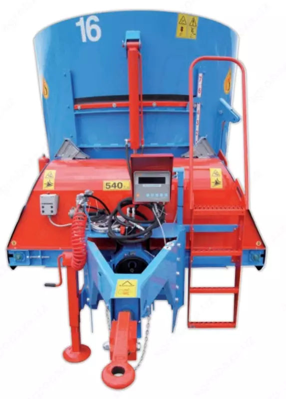 Вертикальный кормосмеситель-кормораздатчик V