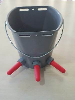 Buzoqlar uchun paqir