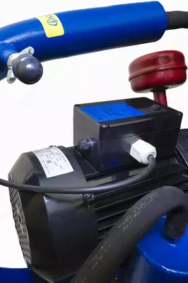 Fermer sog'ish mashinasi ADE-03TsR "Vitala"