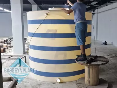 Suv uchun 8m3, tonna polipropilen eko-yomkost, sig'im, bak, rezervuar