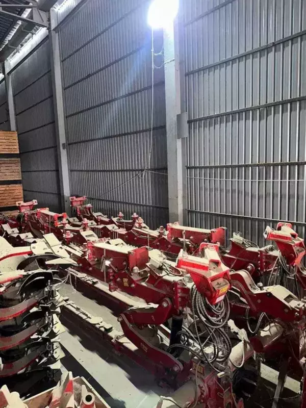 Плуг Оборотный полунавесной SPMLB9 8/180/100 (7+1)